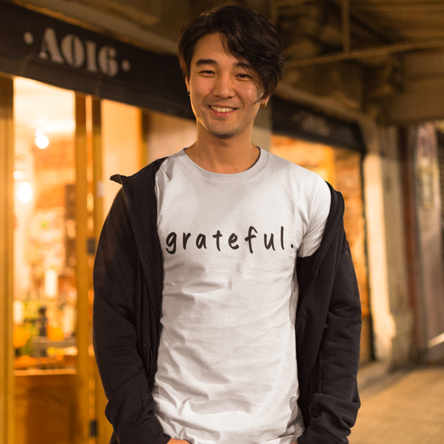 Graphic T-shirt, Tee, Unisex, "Grateful." Mindfulness, Meditation, Yoga, mindfulness, summer spring time, color choices & size, spiritual